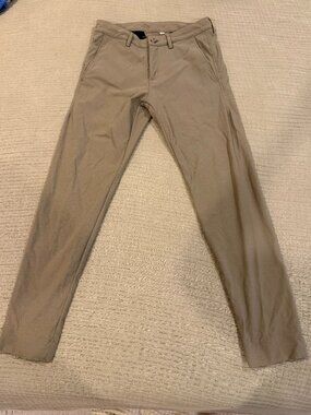 OUTLIER Futuredarts Sandstorm size 29